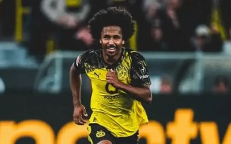 كريم أديمي يقترب من برشلونة بعد التوصل لاتفاق حول تفاصيل العقد الشخصية
